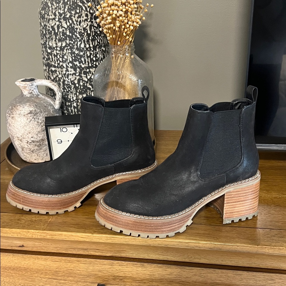 MIA Black Ankle Boots with Wooden Heel